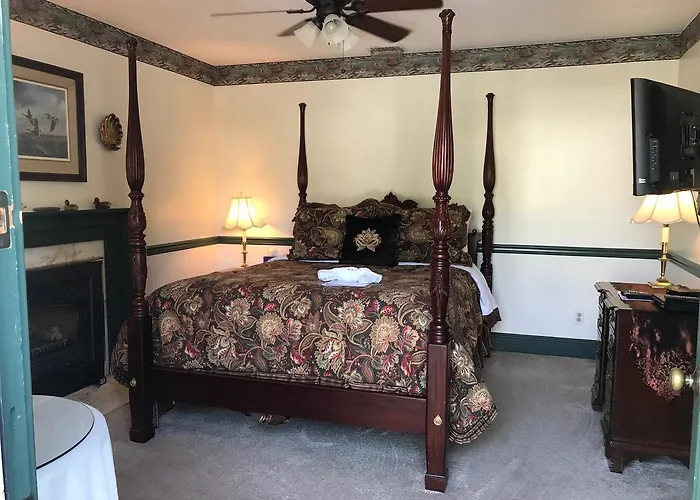 Parsonage Inn Bed And Breakfast