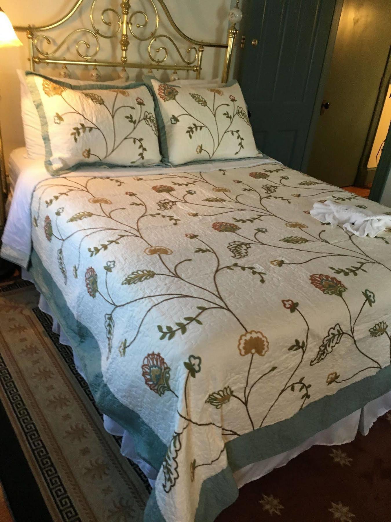 Parsonage Bed & Breakfast