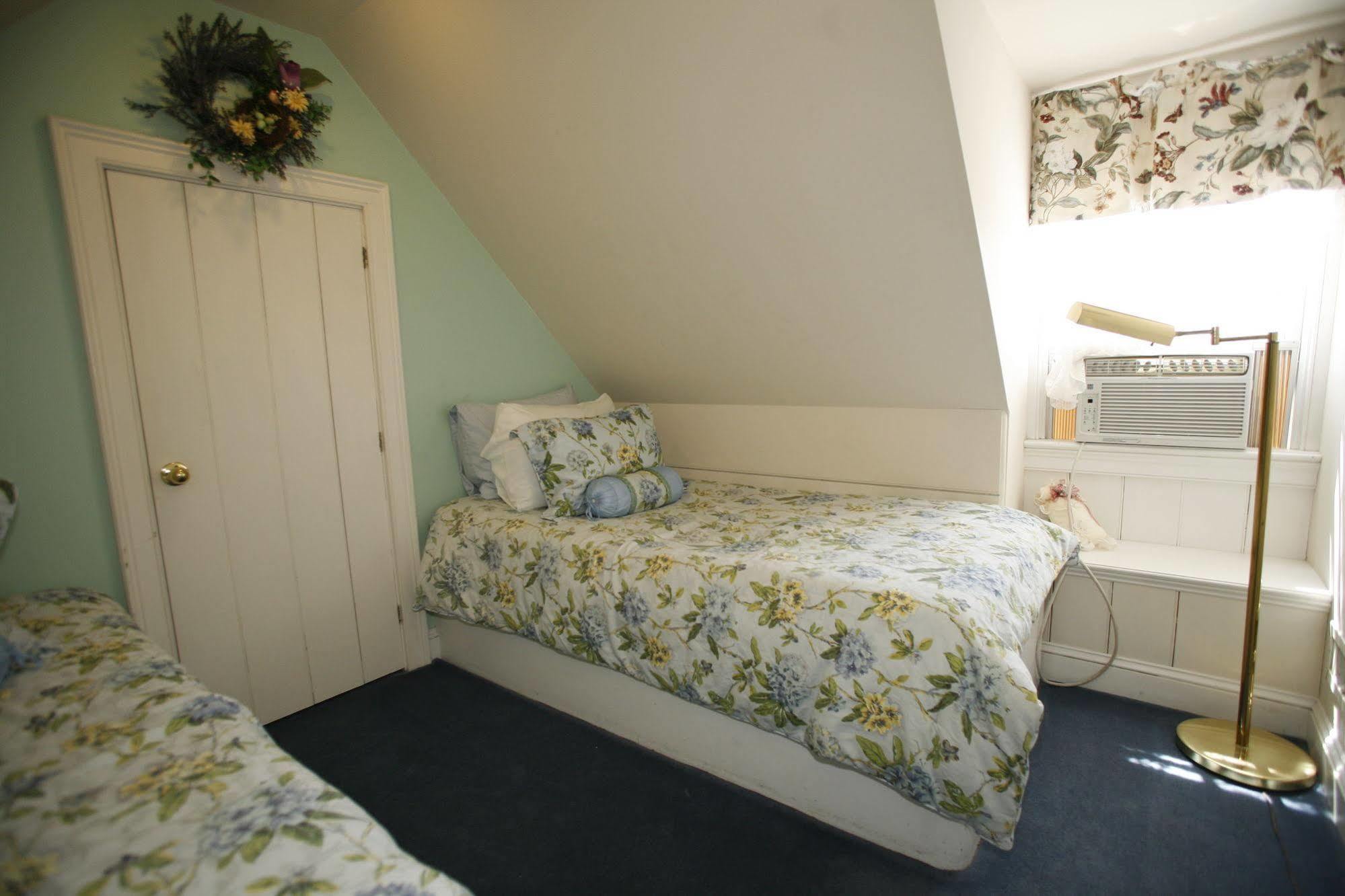 Parsonage Saint Michaels